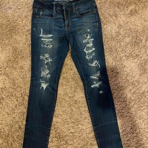 American eagle dark wash ripped jeans